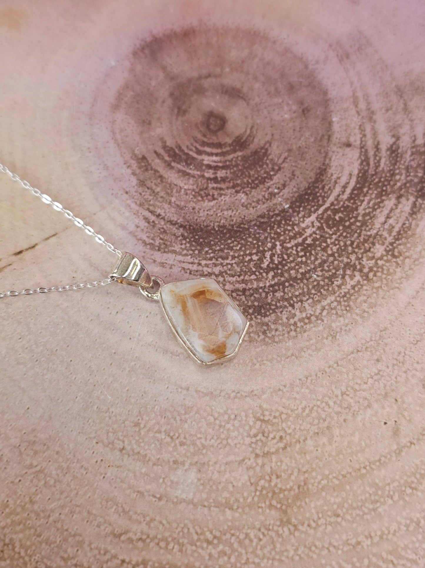 Citrine Sterling Silver Pendant & Chain - Pendant = 2.99g