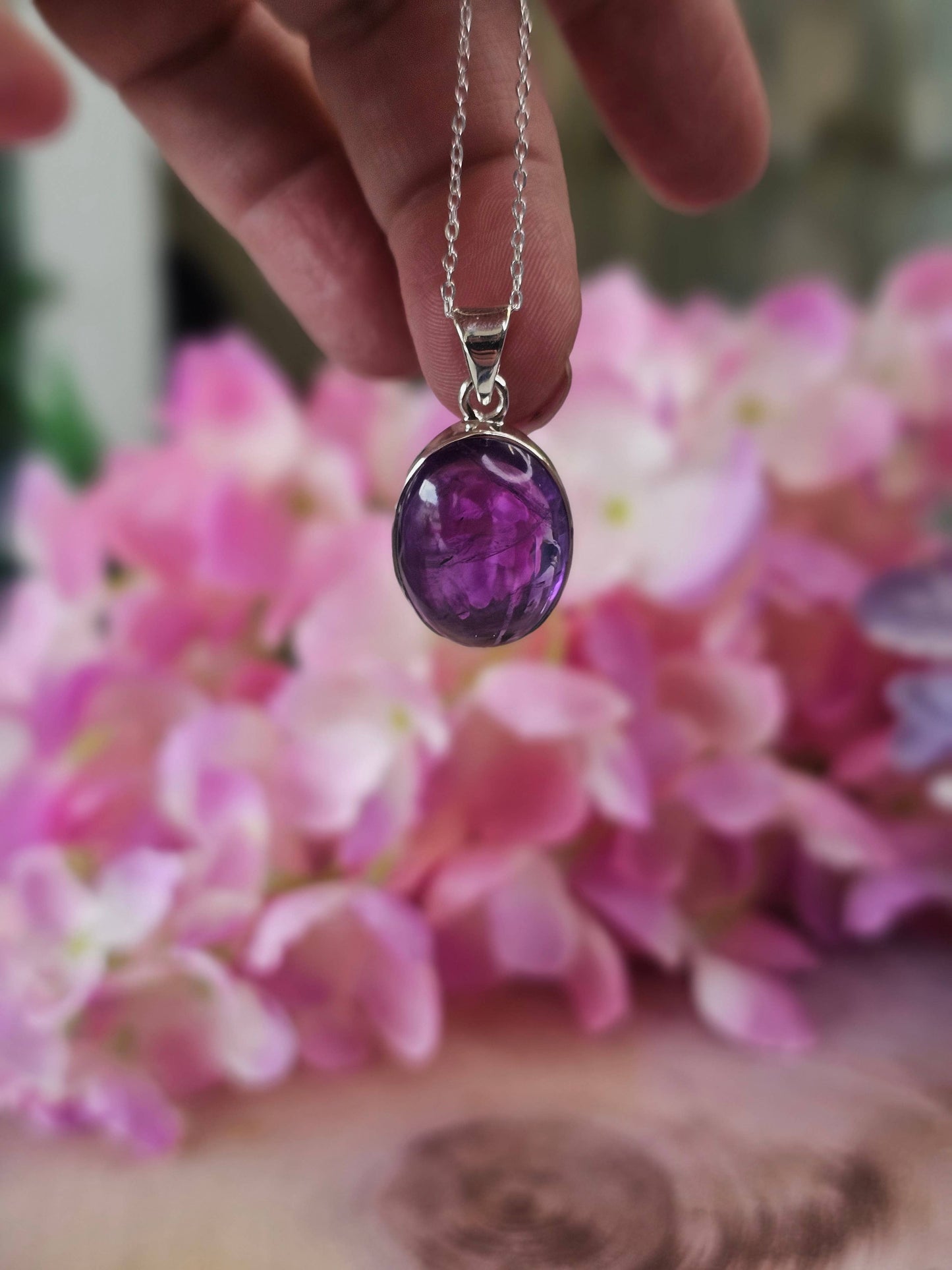 Amethyst Sterling Silver Pendant & Chain - Pendant = 4.80g