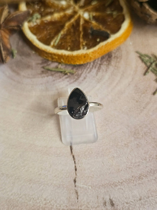 Shungite Sterling Silver Ring - 2.51g