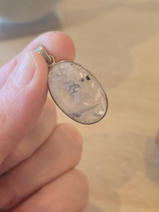 Rainbow Moonstone Sterling Silver Pendant & Chain  - 6.5g