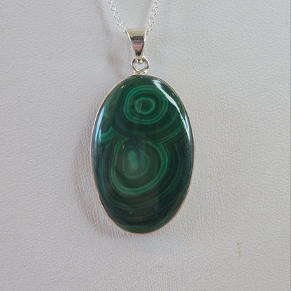 Malachite Sterling Silver Pendant and Chain - 12.2g