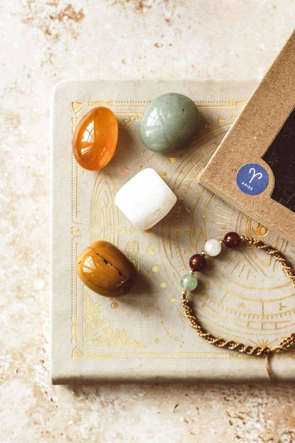 Zodiac Crystal & Bracelet Gift Set : Libra