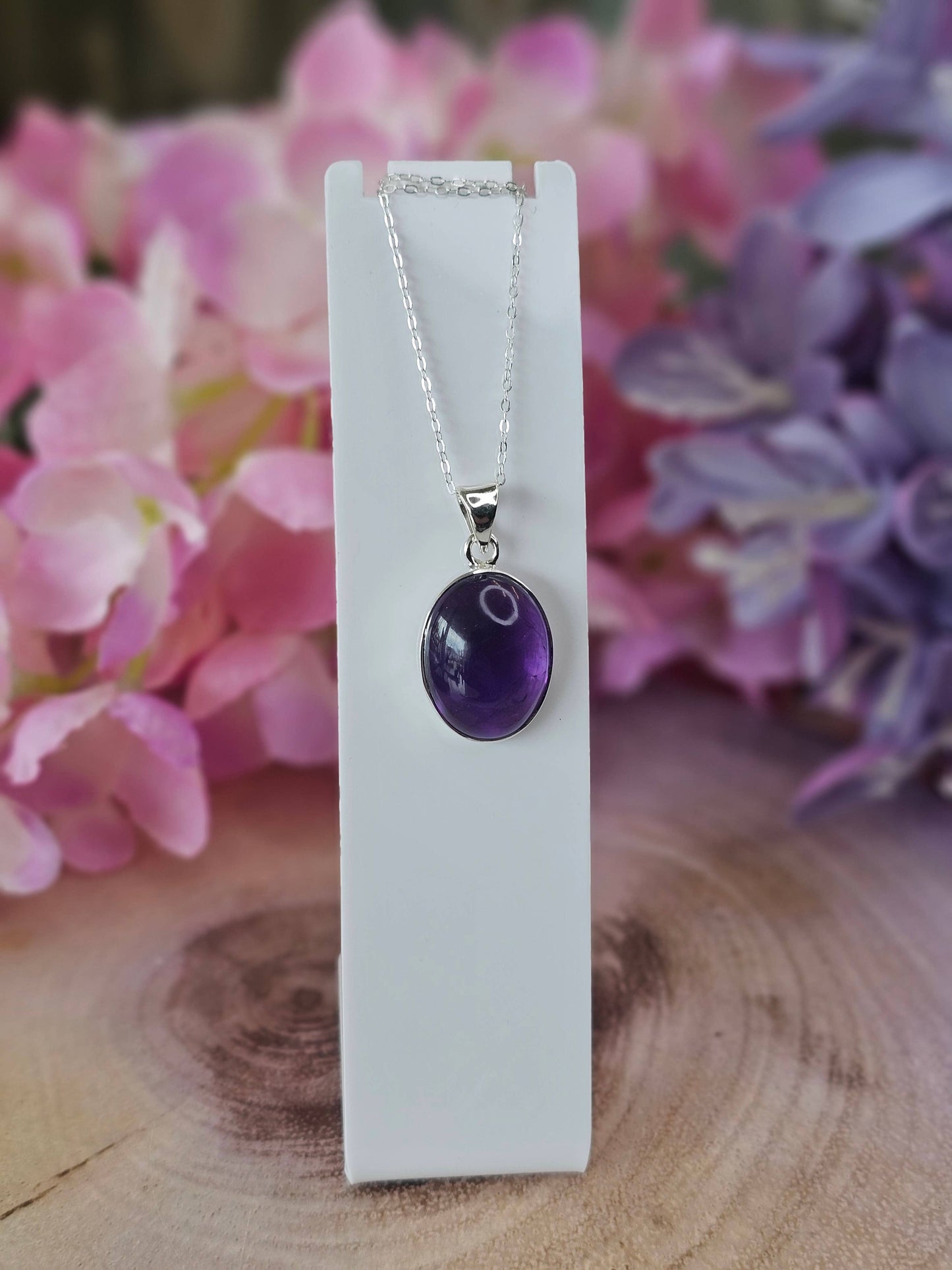 Amethyst Sterling Silver Pendant & Chain - Pendant = 4.80g