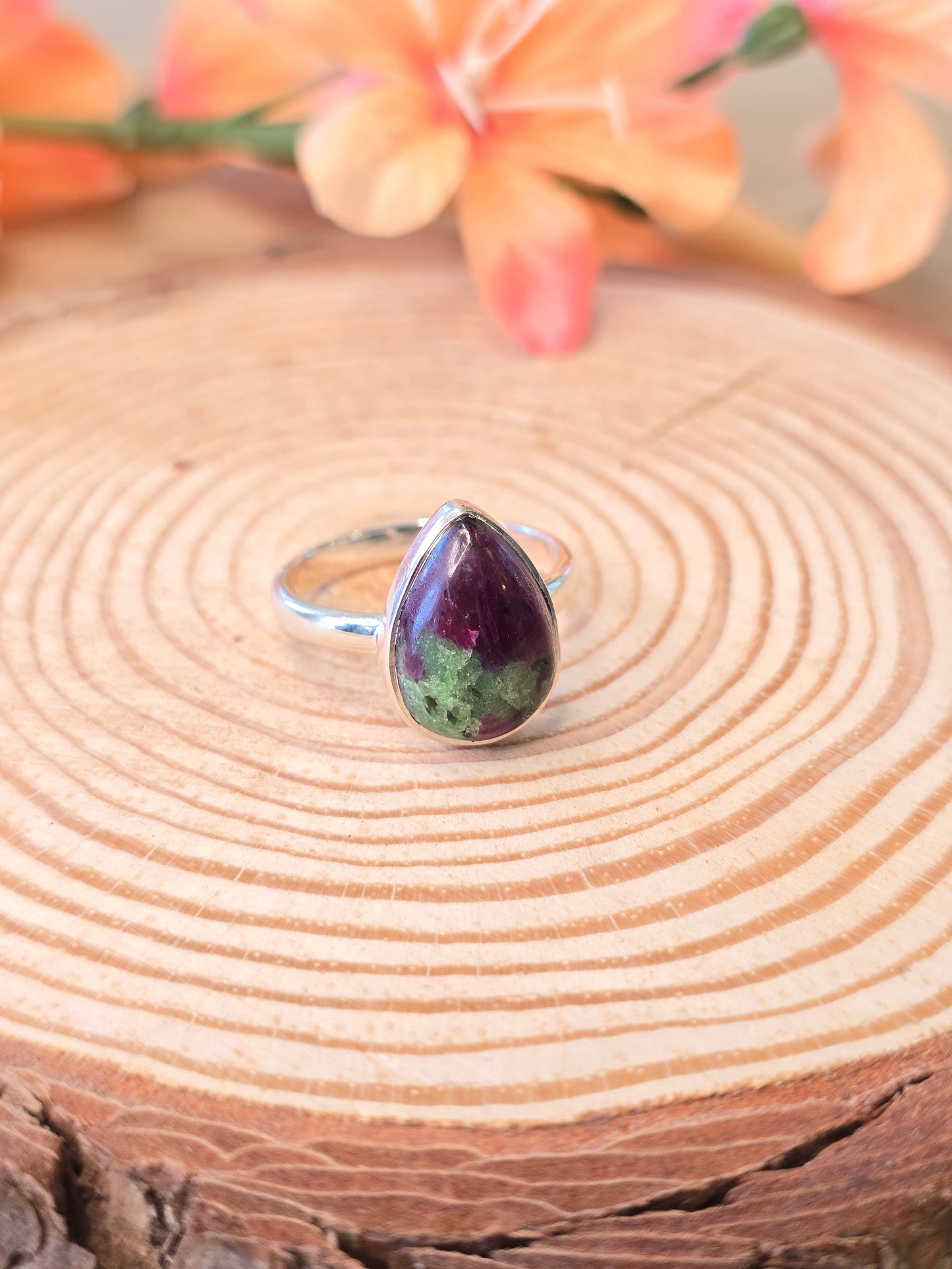 Ruby Zostite Teardrop Sterling Silver Ring - 4.6g - UK R / U