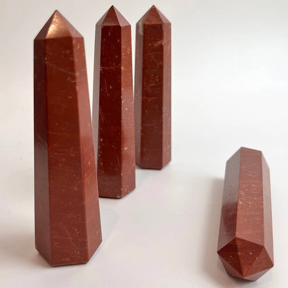 Obelisk Tower, 8-10cm: Rose Quartz
