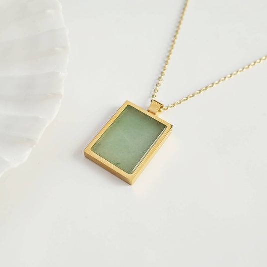 Green Aventurine Gemstone Necklace: 16 - 18 inches