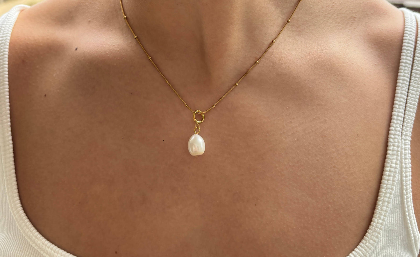 18ct Gold Plated Single Pearl Necklace