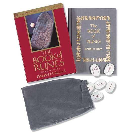 The Book Of Runes Set(Anniversarry Edition)Us Games Systems