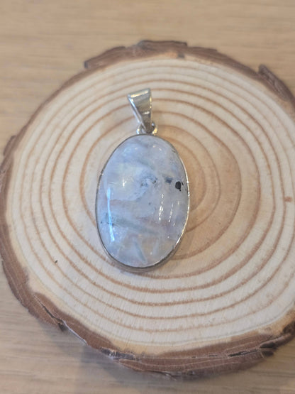 Rainbow Moonstone Sterling Silver Pendant & Chain  - 6.5g