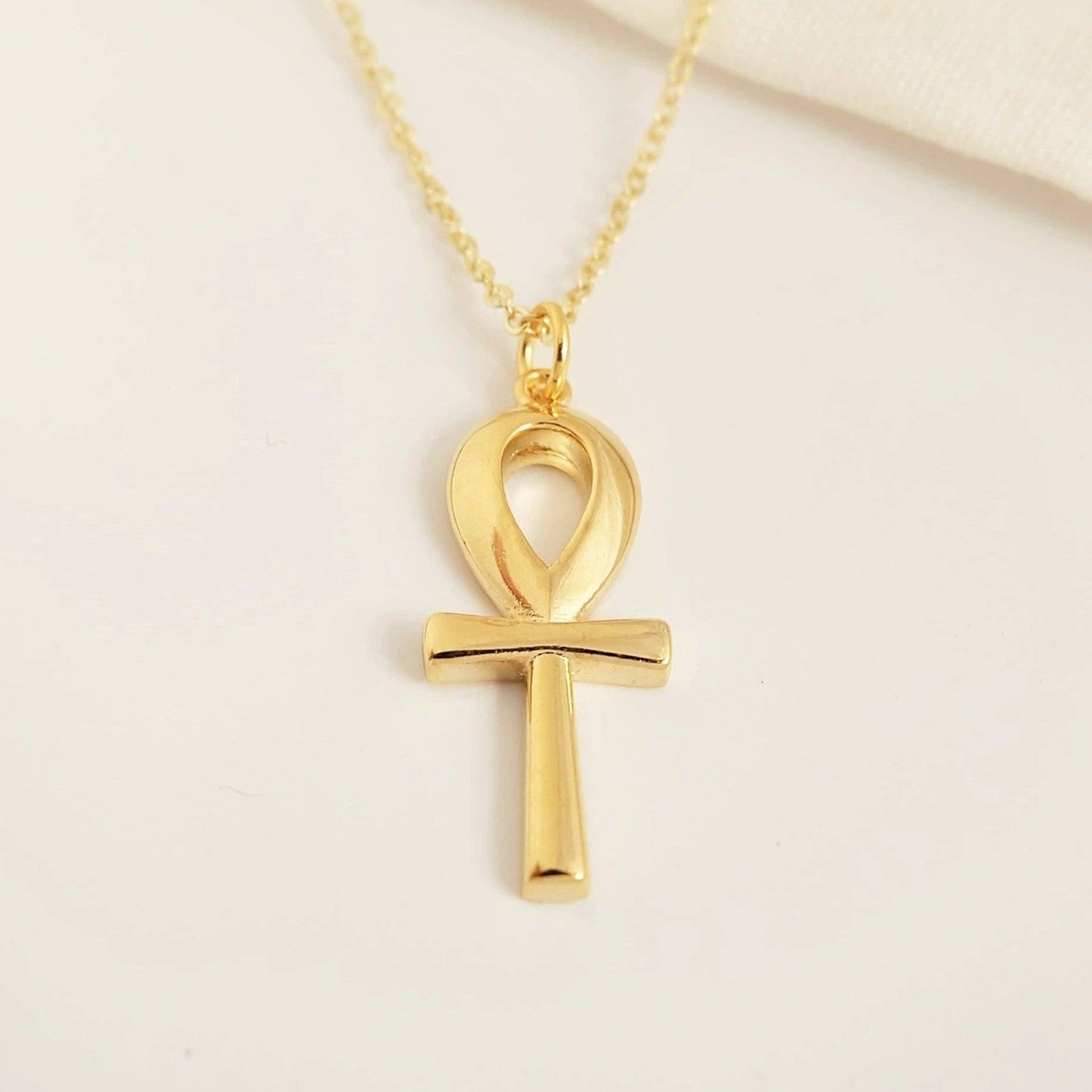 Gold Egyptian Ankh Necklace: 18 - 20 inches