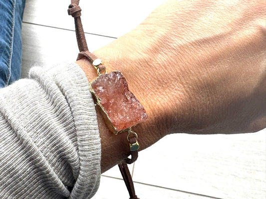 Natural Sunstone Bracelet – Gold-Wrapped Crystal on Adjustable Faux Suede | Handmade in the UK