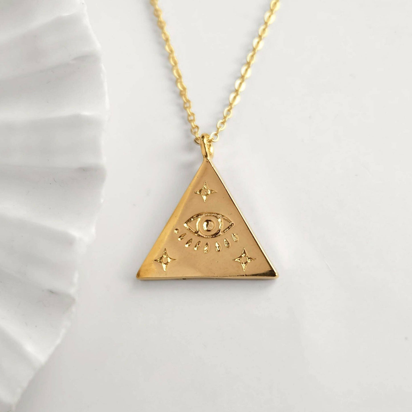 Gold Evil Eye Amulet Necklace