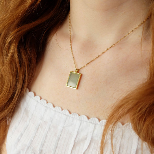Green Aventurine Gemstone Necklace: 16 - 18 inches